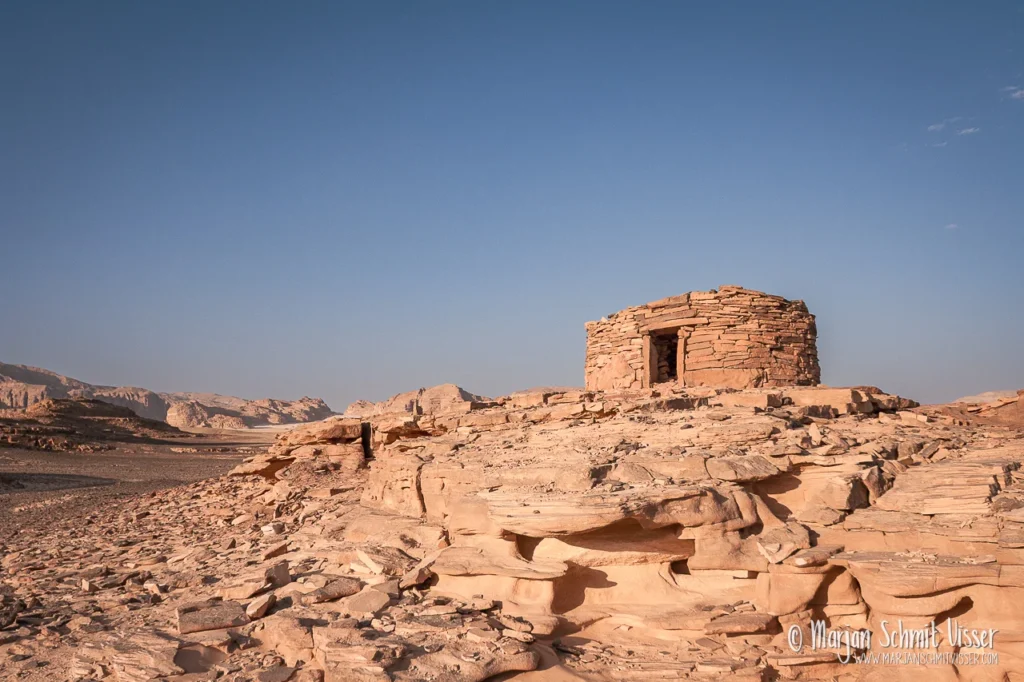 2011 1016 1308 Desert Trip Sinai Desert Egypt 1280px © Marjan Schmit Visser Ontdek unieke landschapsfotografie van de Nederlandse kust: Waddenzee, Noordzee, natuur, rust & sfeer. Bekijk de collectie van Marjan Schmit Visser.