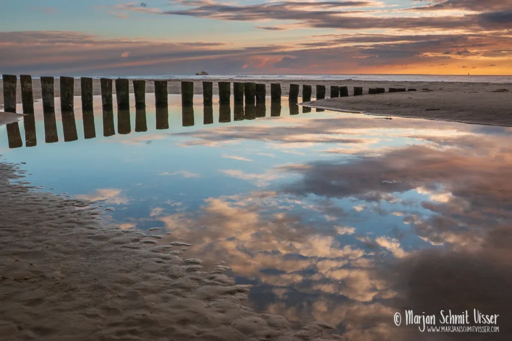 Aan de Nederlandse kust 31 Aan de Nederlandse kust 2016 1010 3242 Holiday Ameland The Netherlands 1280px © Marjan Schmit Visser Ontdek unieke landschapsfotografie van de Nederlandse kust: Waddenzee, Noordzee, natuur, rust & sfeer. Bekijk de collectie van Marjan Schmit Visser.